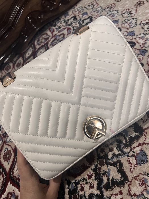 Сумка, кашелек, хаммаси