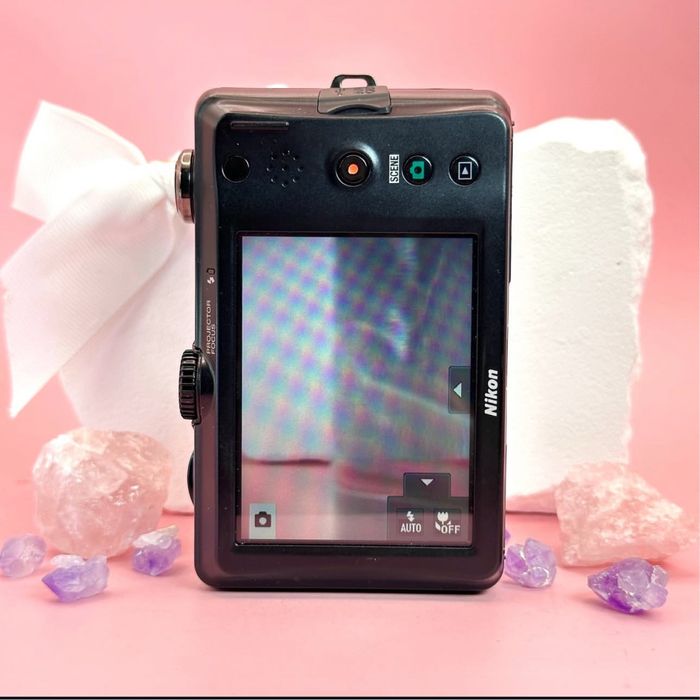 NIKON 51100р НОВыЙ