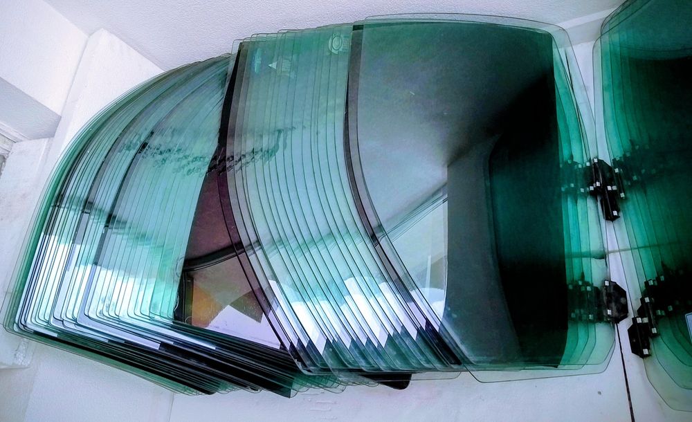 Автостъкла врати Крайслер Стратус