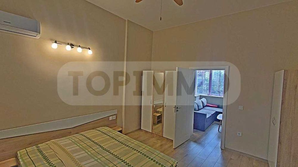 Дава се под наем Четиристаен апартамент в Варна, Център - 140 кв.м за 800 € - Снимка #5