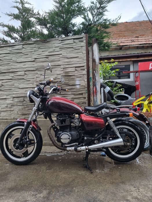 Vand motocicleta Honda CM400