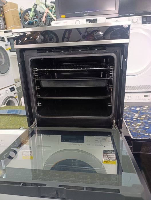 Фурна за вграждане Gram