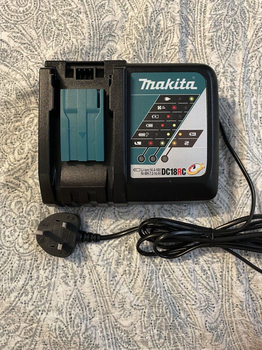 батерия,винтоверт,импакт макита makita 18V