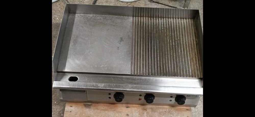 Grilluri lise,striate si mixte diferite dimensiuni electrice sau gaz