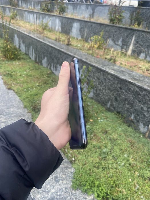 iPhone 11 pro 64 ideal