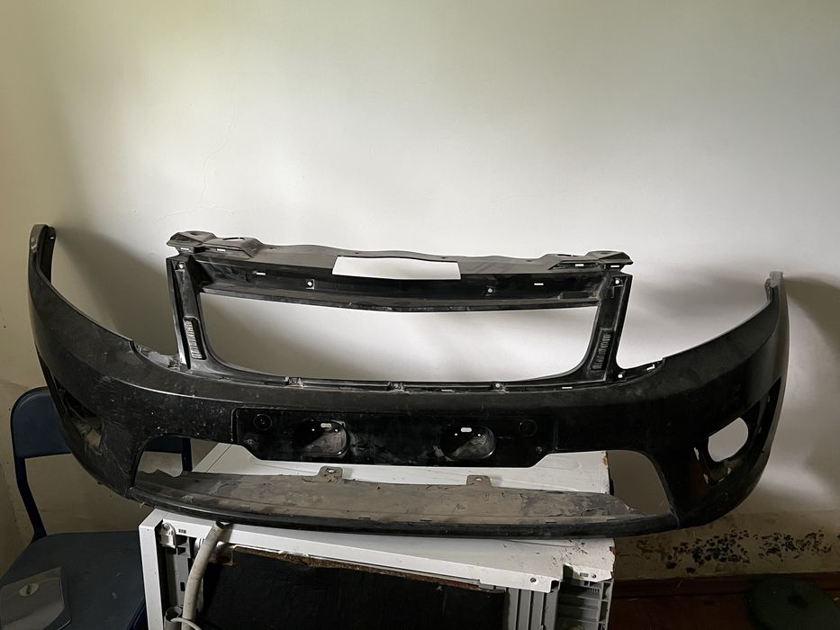 Передний бампер , Лада Гранта.