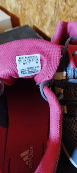 Маратонки за принцеси