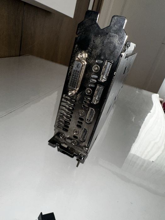GTX 1070 Asus ROG Srtrix