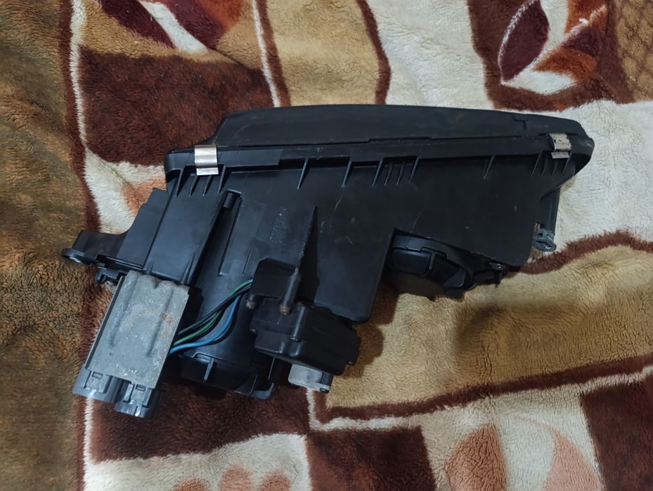 Фара на Мазда кседос xedos 9