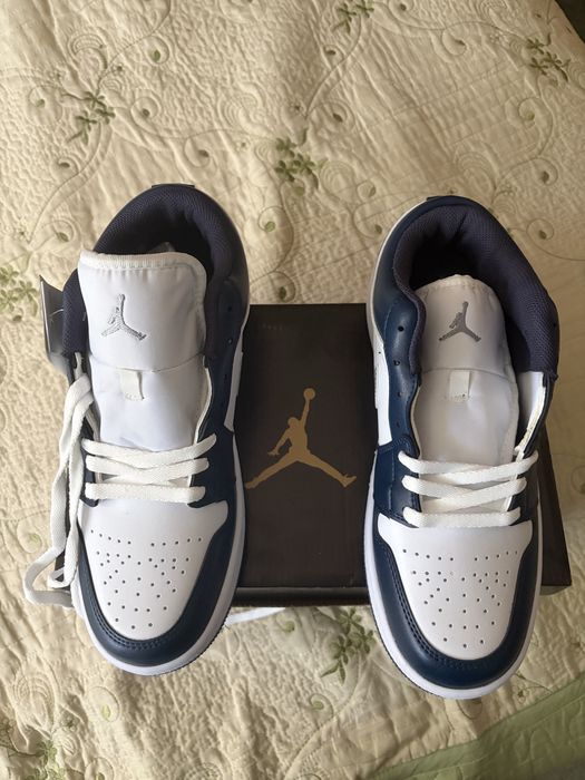 adidasi jordan 1 low