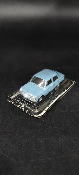 Модельки машинок