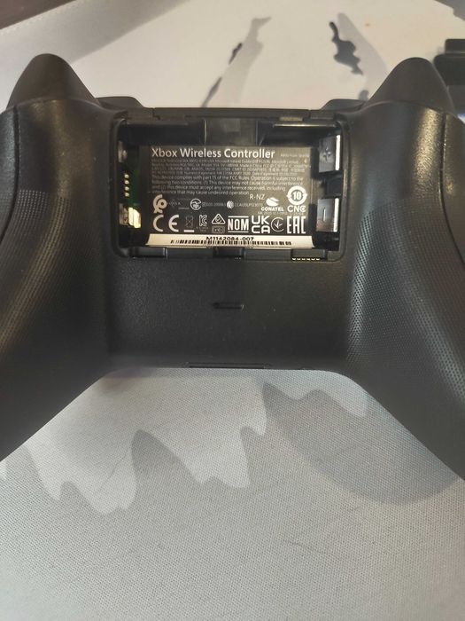 Безжичен контролер Microsoft - Black (Xbox One/Series S/X) /WIRELESS/