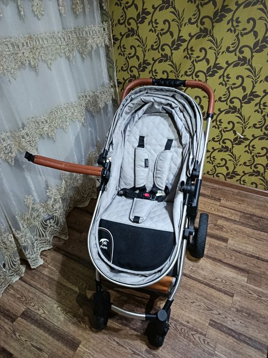 Детская коляска новый