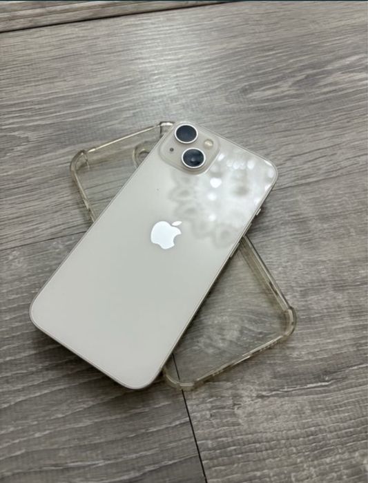 Продам IPhone 13