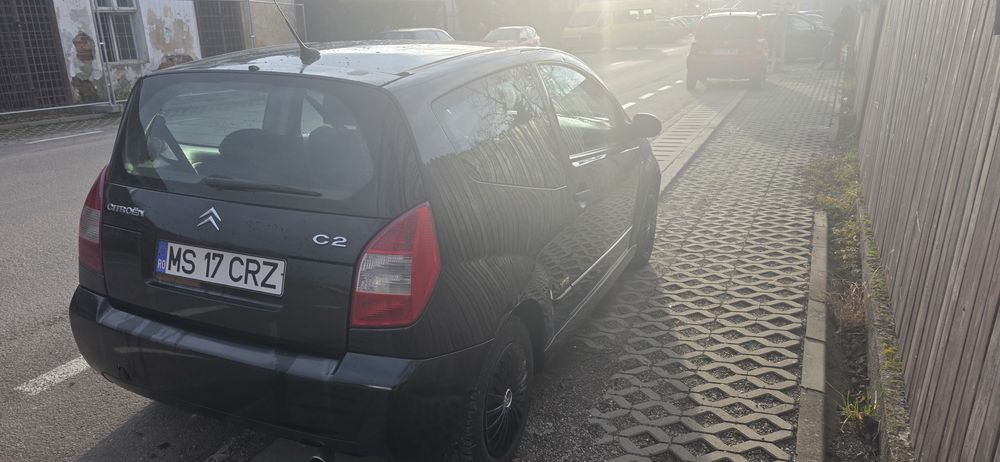 Citroen C2.   2008.     1.4 benzină