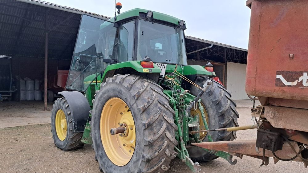 Tractor  John Deere 7800
