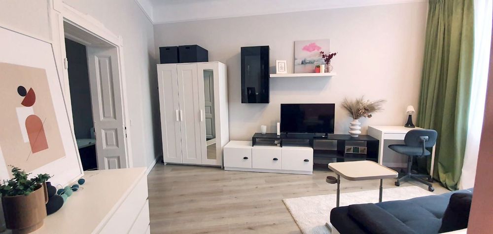 Apartament cu 1 camera de vanzare - zona centrala, Parcul Feroviarilor. Pret 160.000€
