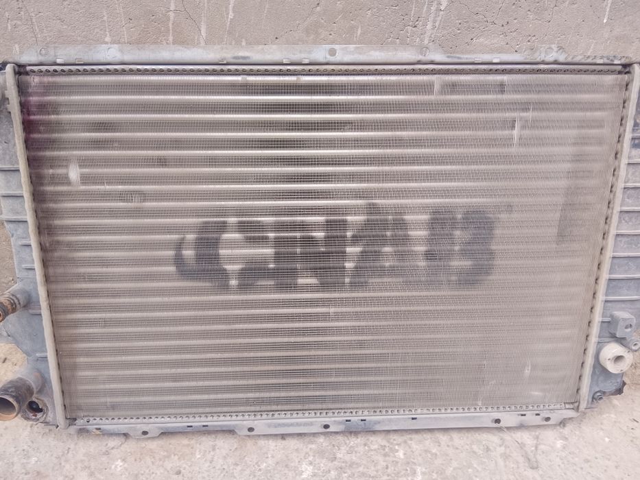 Радиатор Ауди 100