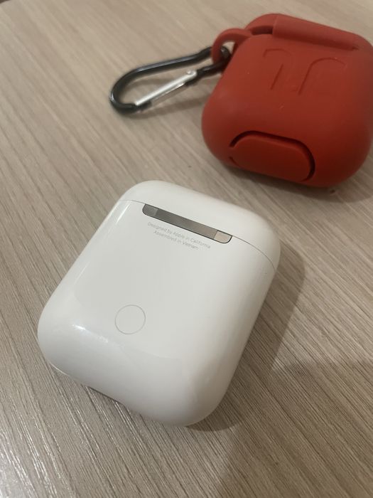 продам наушники airpods 2 original
