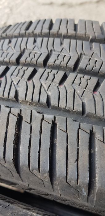 БУСОВИ ВСЕСЕЗОНИ-16цола-195/65-1бр.-90лв."CONTINENTAL "-като нови