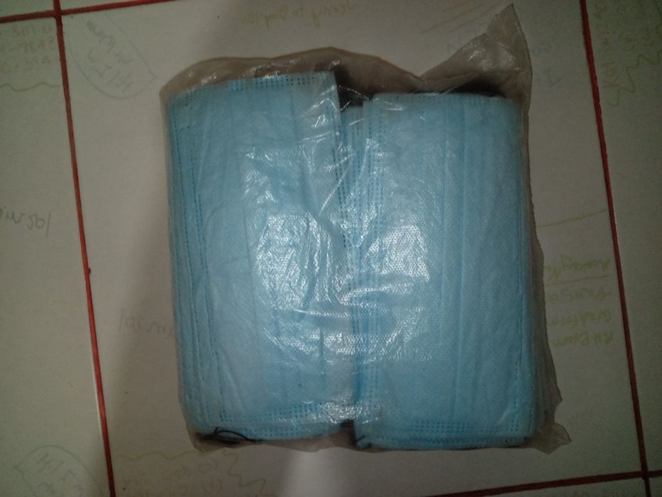 Маска одноразовая мед