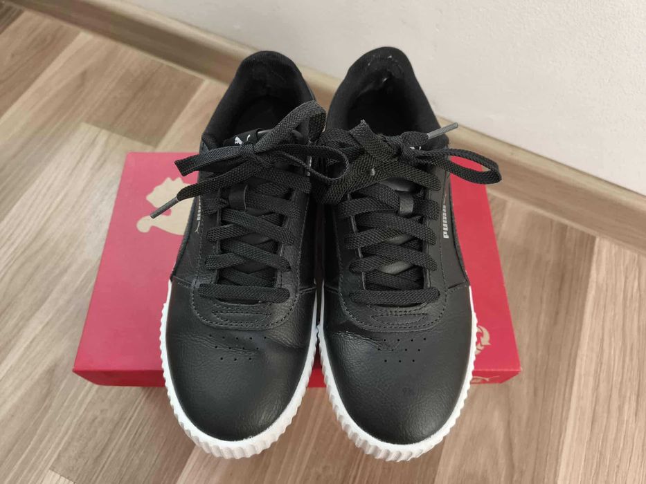 Женски обувки Puma номер 38.5