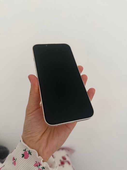 Айфон 13. 256гб