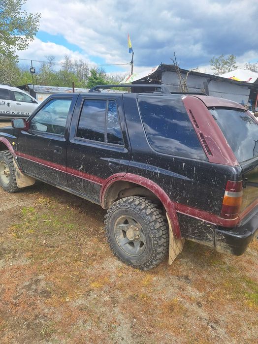 Vânzare mașină 4×4 opel frontera