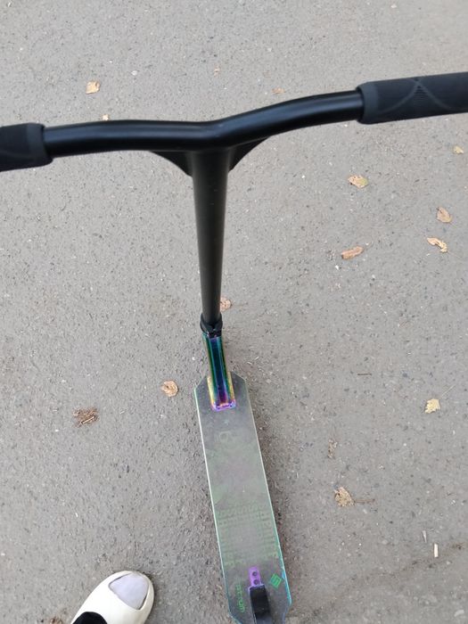 Продам самокат трюковой