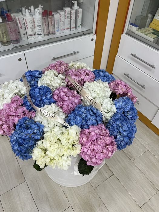 Свежий огромный букет