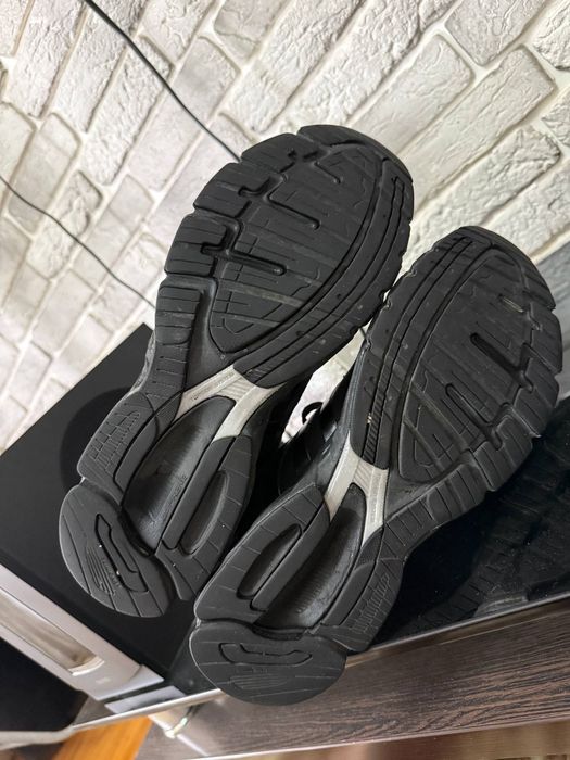 Оригинальные кроссовки adidas