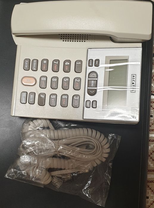 Стационарен офис телефон Алкател