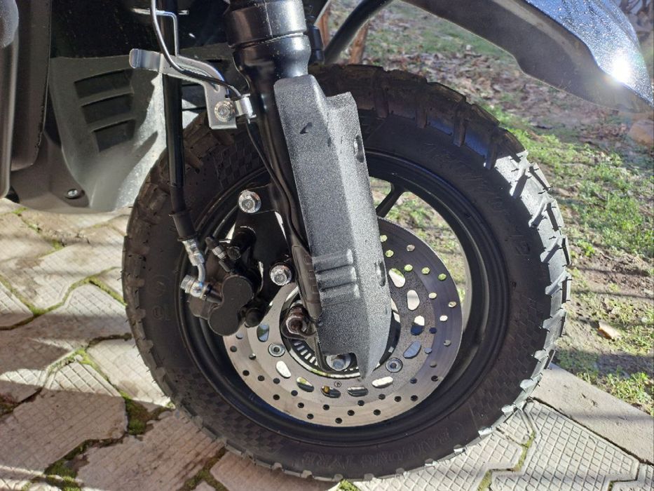 Скутер "Танк" 150см³