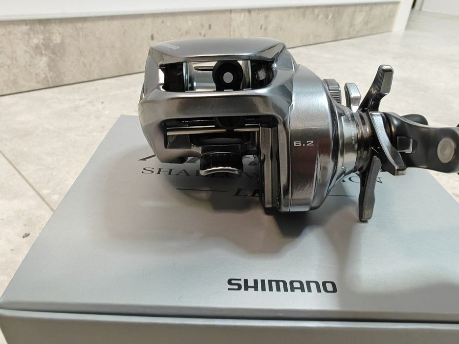 Mulineta cast Shimano 22 Metanium Shallow Edition Left 6.2
