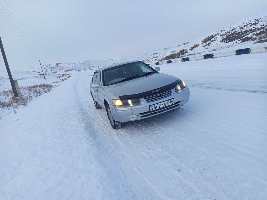 Тойота Камри грация