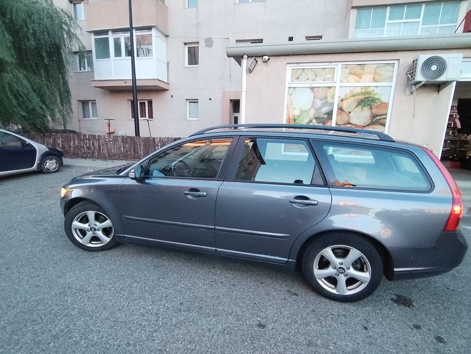 VOLVO V50 2009 — imagine 3