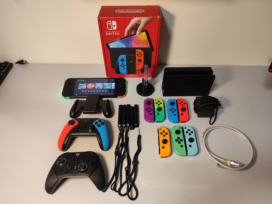 Nintendo Switch OLED - Със чип, Мега Комплект
