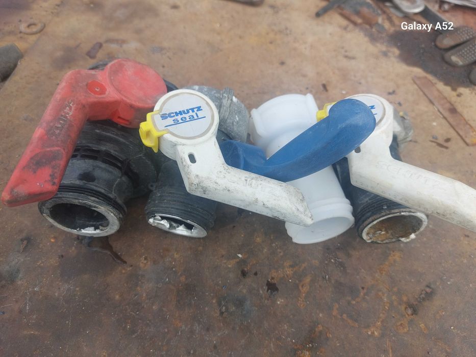Продам краны от еврокуб