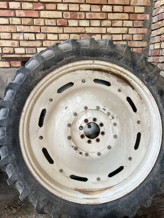 Alliance 270/95 R32 radial shina disk bilan 4 dona holati yaxshi