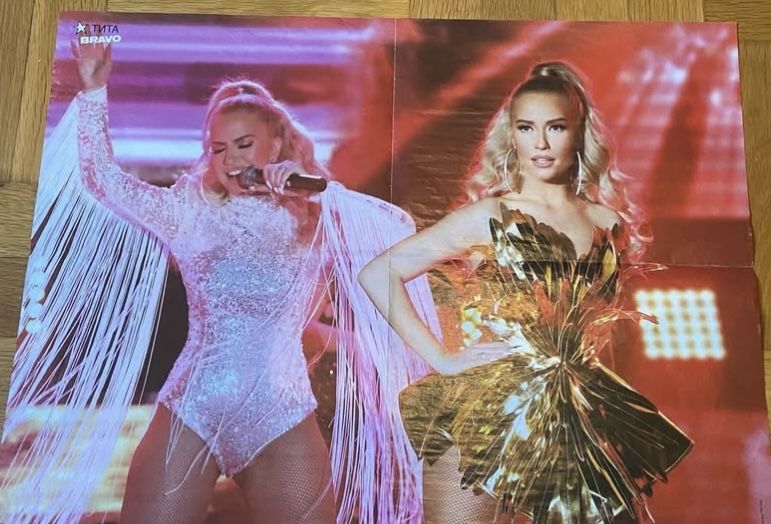 Плакатати на Тита