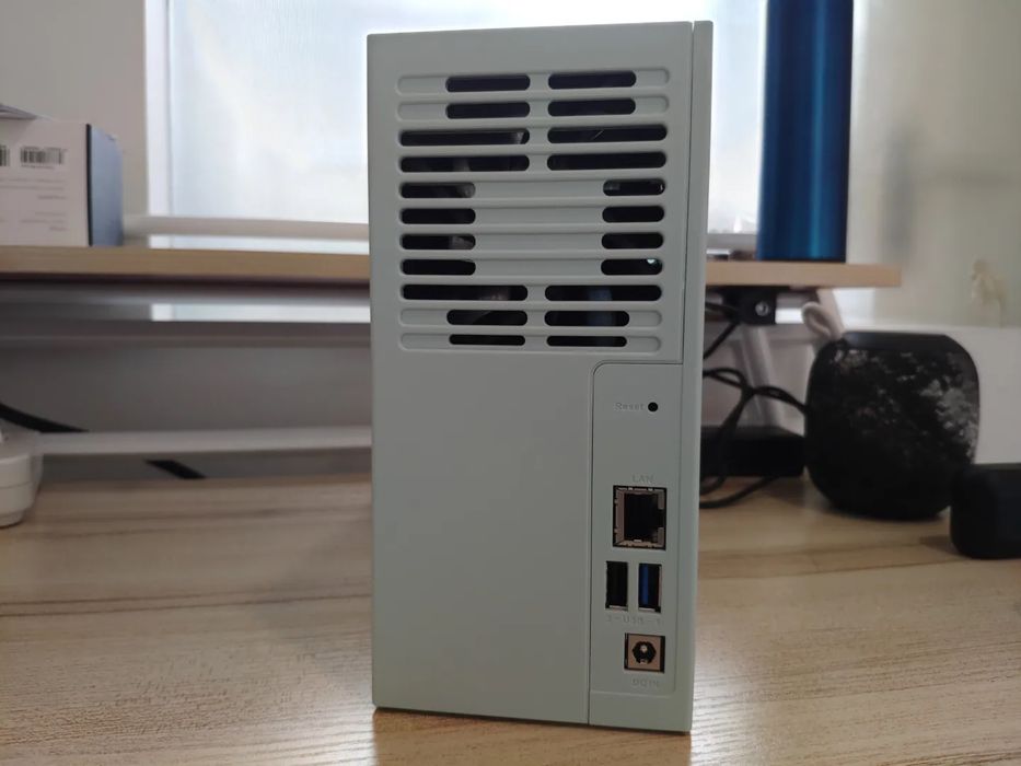 Qnap Ts-230 NAS 2GB + HDD 3TB WD Red