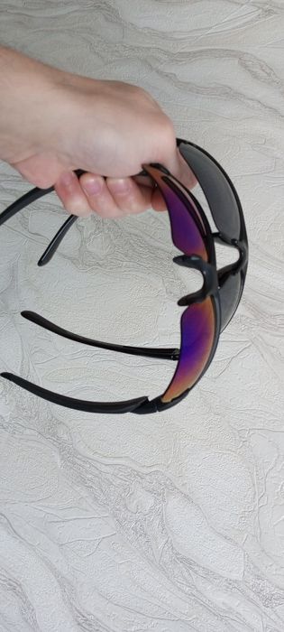 Продам новые - Очки 2 пары !!!