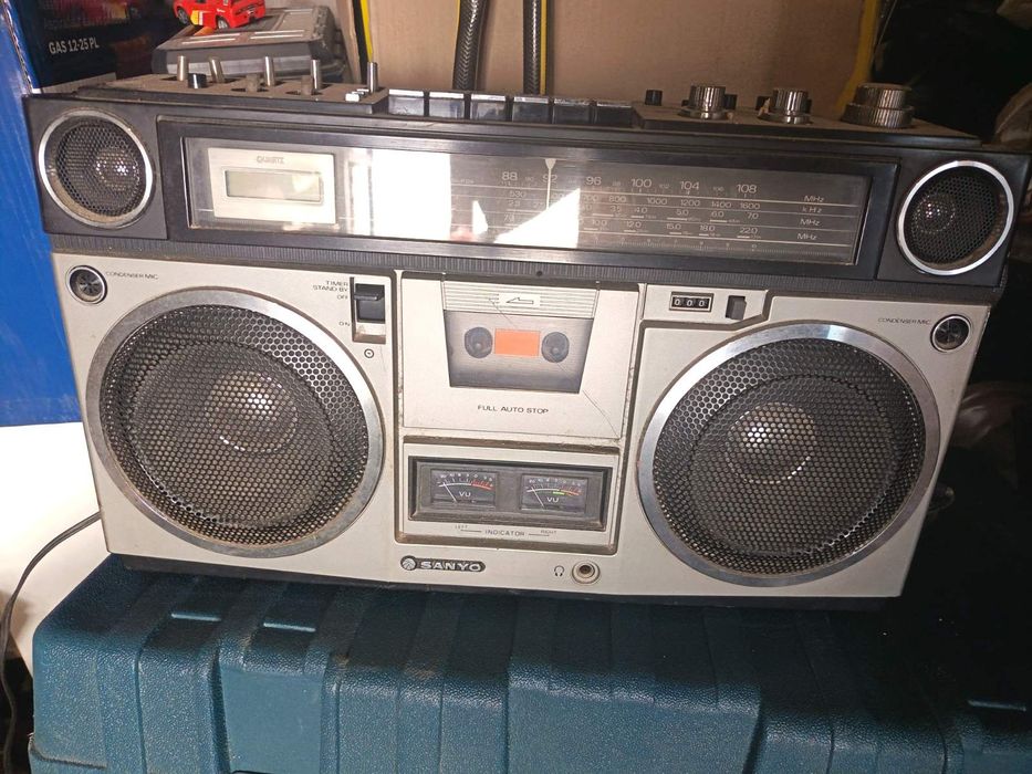 Касетофон  SANYO  М 9990К Japan