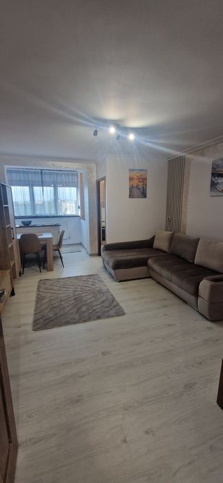 De inchiriat garsoniera zona Astra 35m2