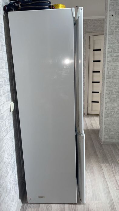 Холодильник сатылады!