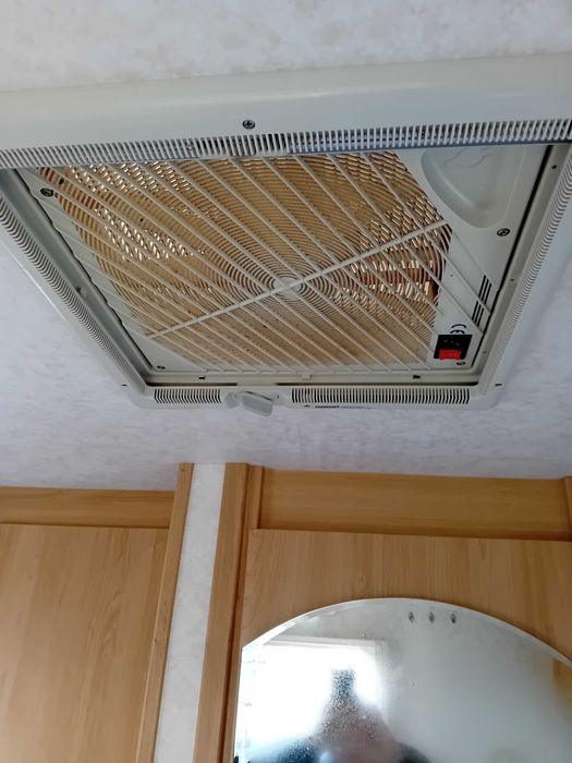 Rulota Lunar Club-man 400-2 2004 inmatriculata, ITP 08. 2027