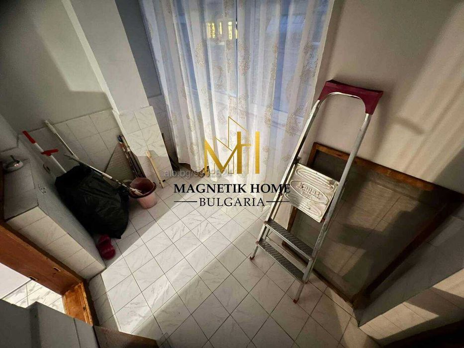 Чудесен ЧЕТИРИСТАЕН апартамент до 3та Поликлиника и супер центъра