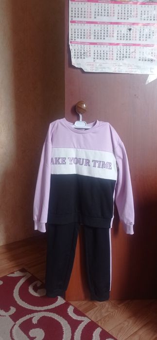 Распродажа школьной одежды и обуви