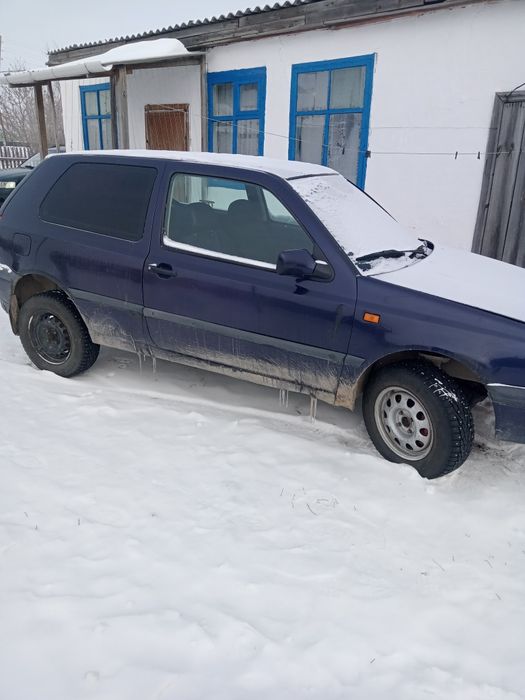 Продам гольф 3 1.6