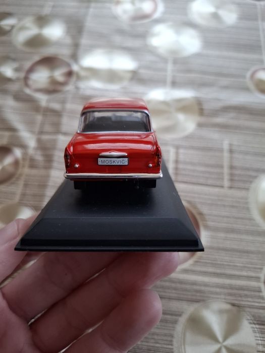 Москвич метална количка